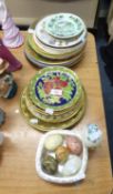 SUNDRY DECORATIVE CHINA INCLUDING RACK PLATES, A DECORATIVE EGG ON A STAND, ETC.