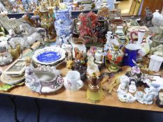 MIXED LOT OF MODERN CERAMICS, to include: SQUIRREL PATTERN TEAPOT, LARGE GROUP OF TWO HORSES,