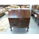 MAHOGANY BUREAU WITH AUTOMATICALLY ADVANCING INTERIOR, 36in x 42in x 18in (91.4 x 106.6 x 45cm)