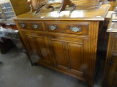 EDWARDIAN OAK MIRROR BACKED SIDEBOARD, 48 1/2in x 74in x 21 1/2in (123.1 x 187.9 x 54.6cm)