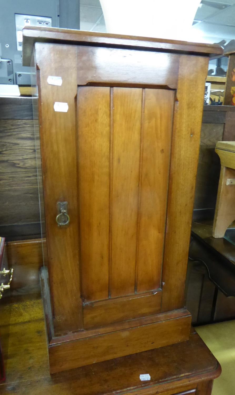 VICTORIAN PITCH PINE CHEST OF TWO SHORT AND TWO LONG DRAWERS, WITH LOW LEDGE BACK, MOULDED GLASS - Image 2 of 2