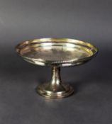 SILVER PEDESTAL CAKE STAND, with slender border, knopped tem and circular foot, 4 ½” (11.4cm)