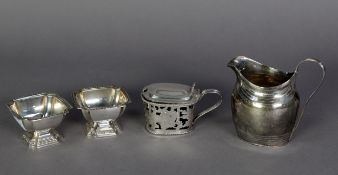 GEORGE III SILVER CREAM JUG with reeded loop handle and rim, with encircling roulette worked