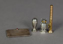 EDWARDIAN SILVER DESK SEAL in the form of an OWL with glass inset eyes on a plain circular base by