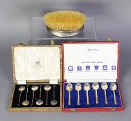 BOXED SET OF 6 MAPPIN & WEBB BRITISH HALLMARKS TEASPOONS, in plush lined case, 1952; a boxed set