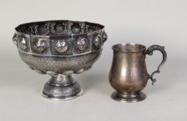 GEORGE V SILVER BALUSTER TANKARD BY ELKINGTON & Co, of typical form with acanthus capped double