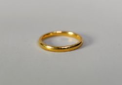 22ct GOLD WEDDING RING, Chester 1937, 2.6gms, ring size I