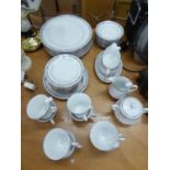 NORITAKE ‘KEW’ CHINA DINNER AND TEA SERVICE FOR EIGHT PERSONS APPROX 40 PIECES