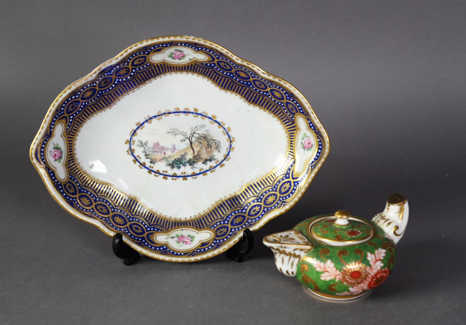 NINETEENTH CENTURY STEVENSON & HANCOCK DERBY PORCELAIN TEA TASTER, painted in colours and gilt