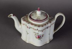 LATE EIGHTEENTH/ EARLY NINETEENTH CENTURY NEW HALL PORCELAIN TEAPOT AND COVER, painted in colours