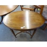 AN EDWARDIAN MAHOGANY OVAL OCCASIONAL TABLE