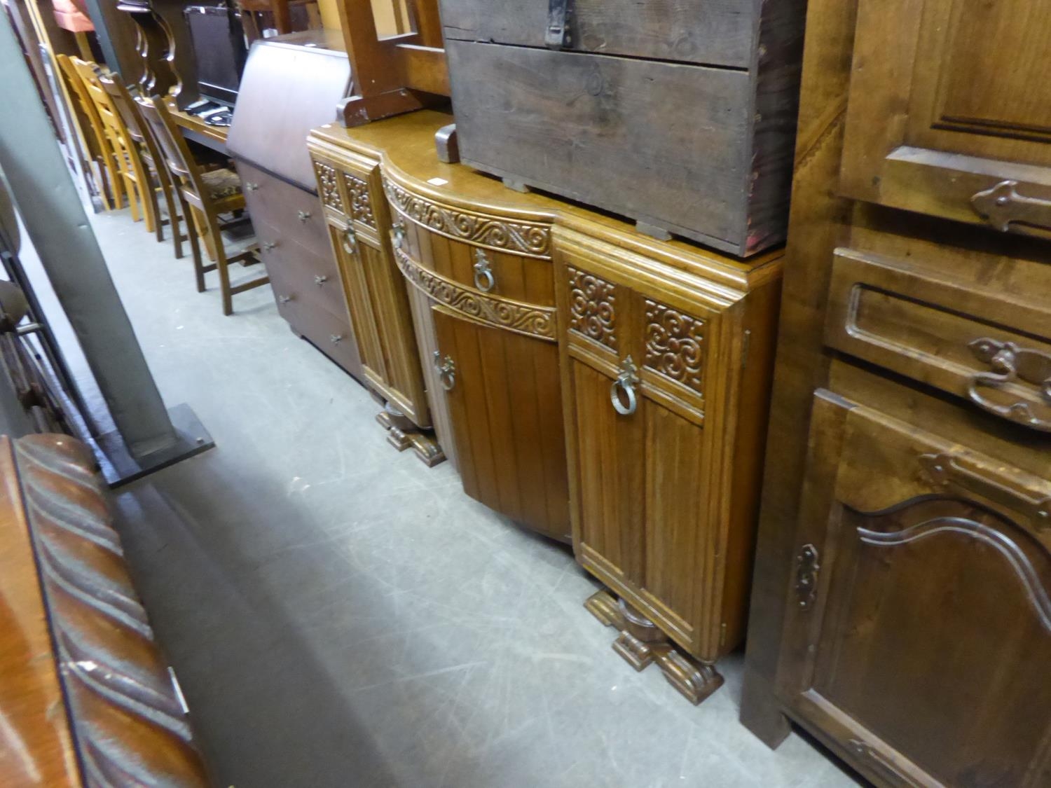 17TH CENTURY STYLE CARVED OAK DINING ROOM SUITE OF 6 PIECES, CARVED WITH SCROLL PATTERN BANDS, VIZ - Image 3 of 3