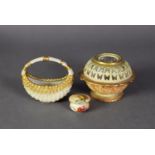 TWO CIRCA 1900 GRAINGER WORCESTER TRIFORM SHELL-SHAPE BOWLS, TWO SIMILAR ROYAL WORCESTER PORCELAIN