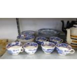 AN 18 PIECE ROYAL WORCESTER PORCELAIN CHINOISERIE PATTERN BLUE AND WHITE TEA SERVICE, FOUR