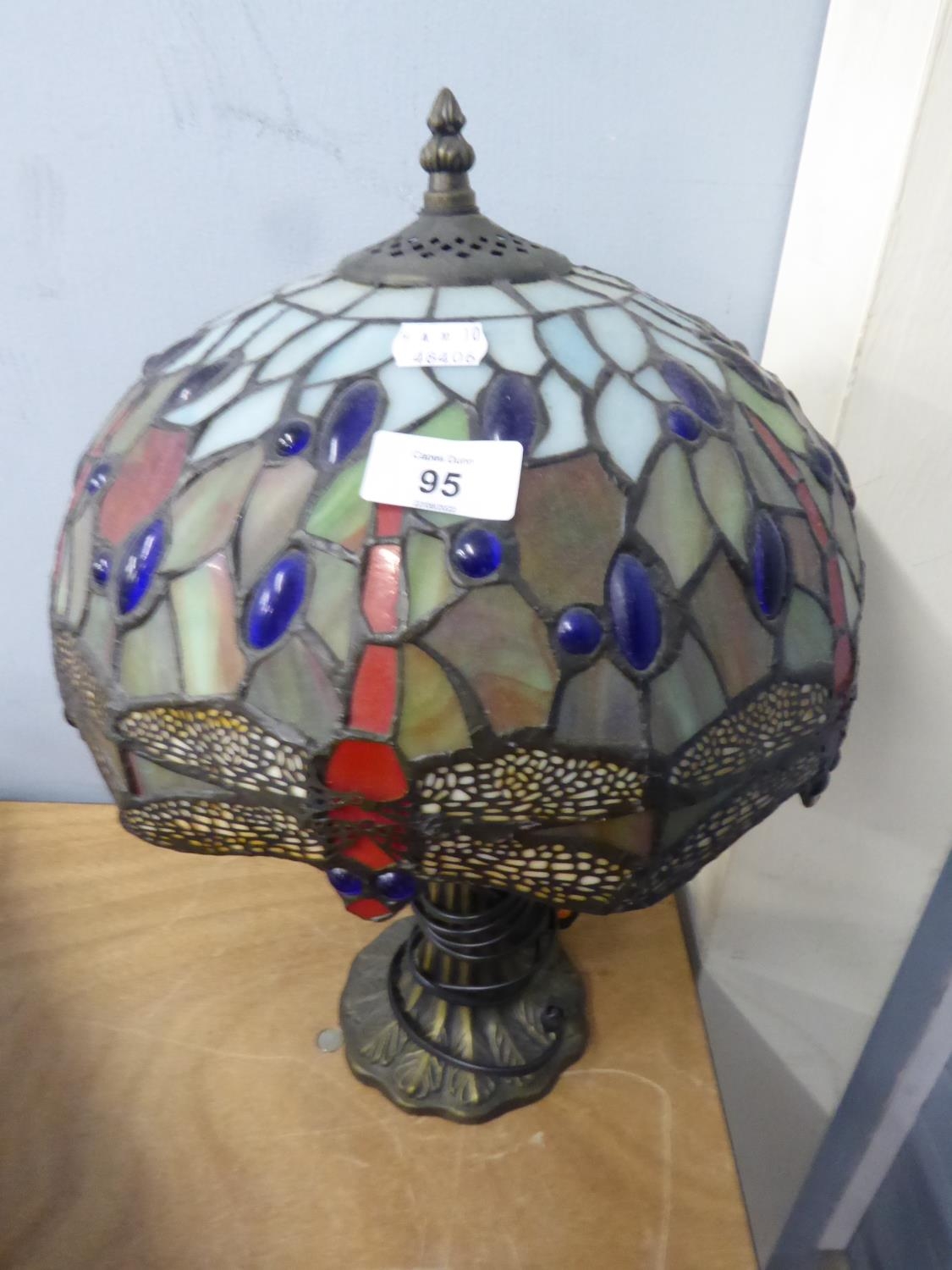 TIFFANY STYLE CAST METAL ELECTRIC TABLE LAMP WITH LEADED AND STAINED GLASS ‘DRAGONFLY’ PATTERN DOMED