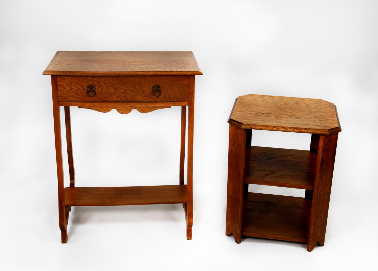 EARLY TWENTIETH CENTURY ARTS AD CRAFTS LIGHT OAK SIDE TABLE, the moulded oblong top above a frieze