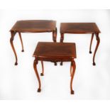 GOOD QUALITY NEST OF THREE GEORGIAN STYLE FIGURED MAHOGANY OCCASIONAL TABLES, each with quarter