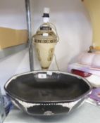 A CETEM WARE ‘CANTON’ PATTERN LARGE BLACK AND WHITE OCTAGONAL BOWL AND A POTTERY URN SHAPED LAMP AND