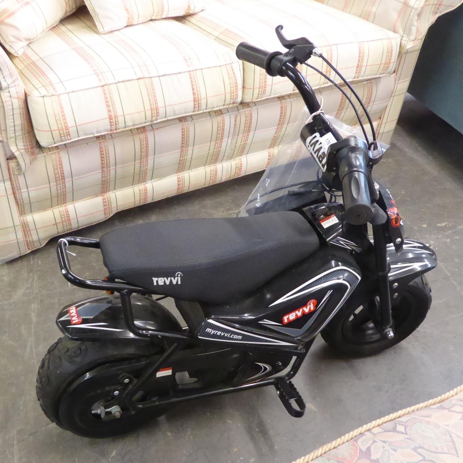 REVVI YC52 CHILD'S ELECTRIC MOTORBIKE, 24 VOLT, WITH CHARGER