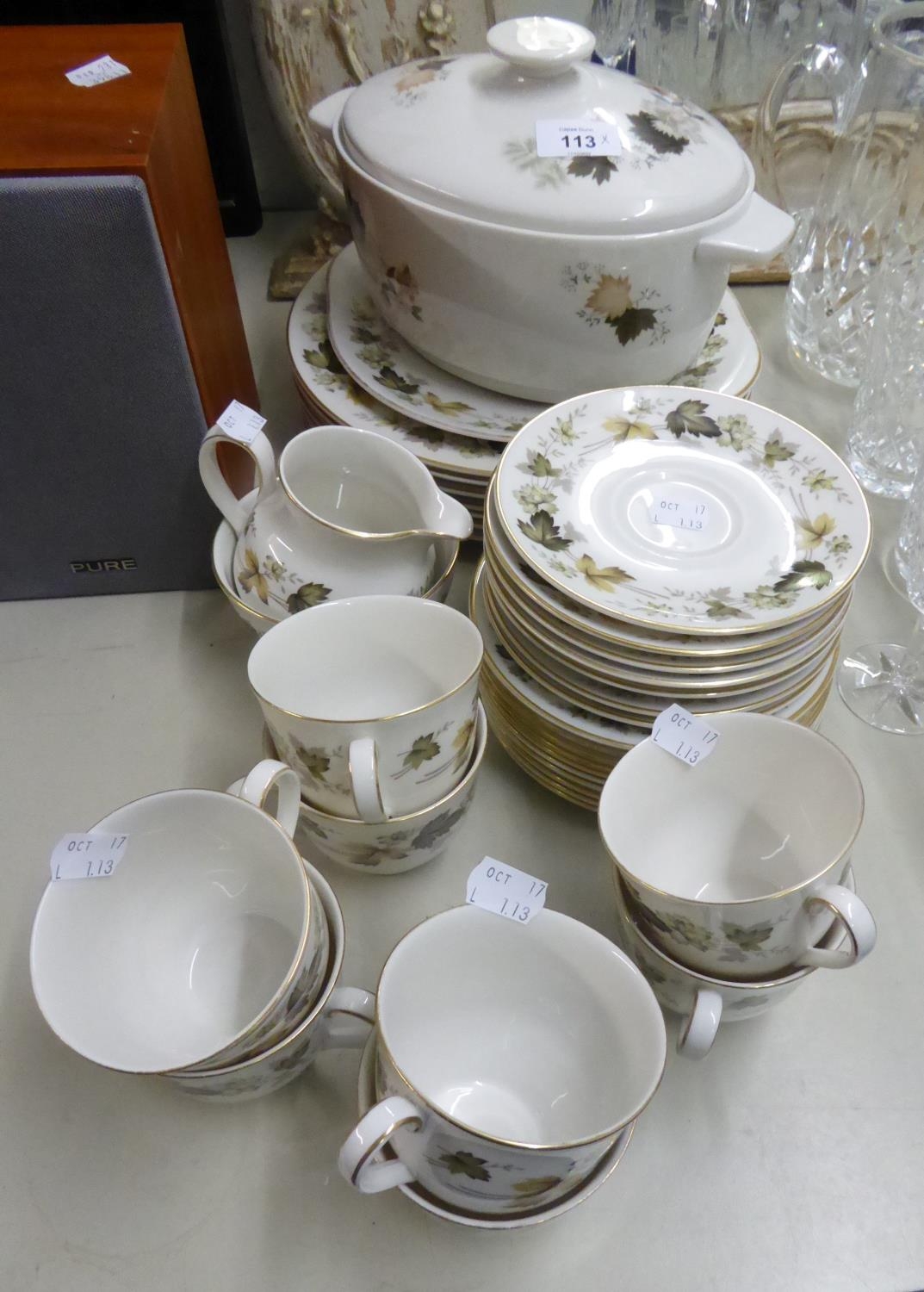 THIRTY EIGHT PIECE ROYAL DOULTON LARCHMONT PATTERN PART DINNER AND TEA SERVICE, EIGHT DINNER PLATES,