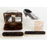 LATE VICTORIAN MOTHER O'PEARL CLAD CARTE de VISITE CASE, (good but hinge required securing to body),