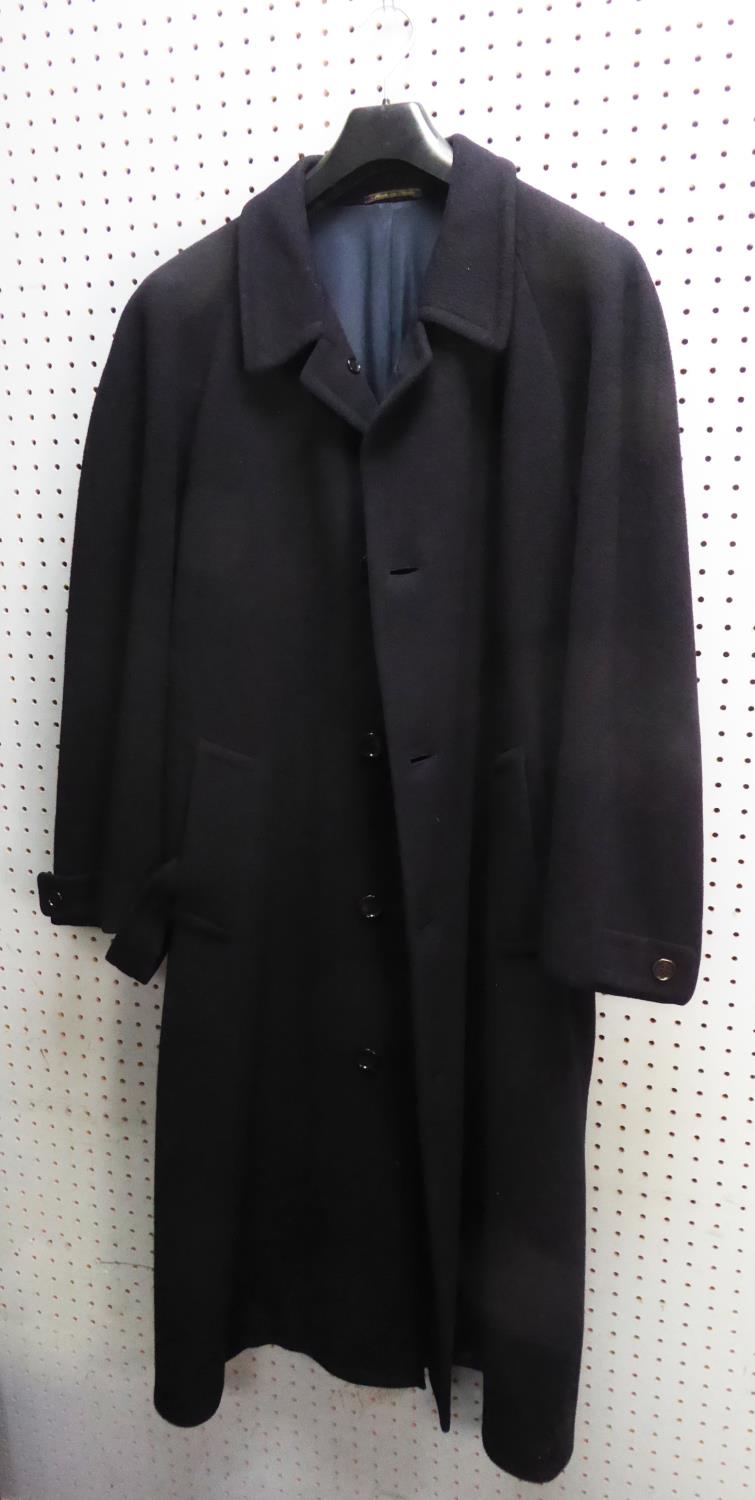 SIMONE CELLINI, MADE IN ITALY, GENTLEMAN'S BLACK OVERCOAT, (70%) wool and (30%) cashmere fabric,