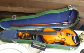 ANDREAS TELLER STUDENT'S VIOLIN, COMPLETE WITH BOW, CHIN REST, AND PRESENTED IN GREEN FAUX-LEATHER