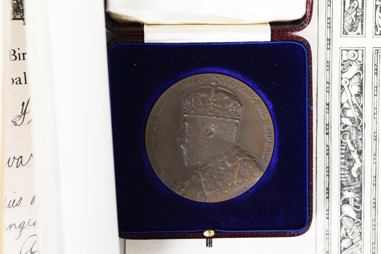 GEORGE V WHITE METAL MEDAL - National Medal for Success in Art - issued by the South Kensington - Image 3 of 3