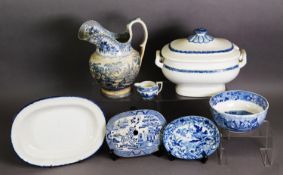 FOUR PIECES OF NINETEENTH CENTURY AND LATER BLUE AND WHITE WEDGWOOD POTTERY, comprising: FEATHER