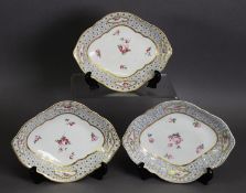 PAIR OF EARLY 19TH CENTURY DERBY LOZENGE SHAPED SWEETMEAT DISHES, the border with enameled and