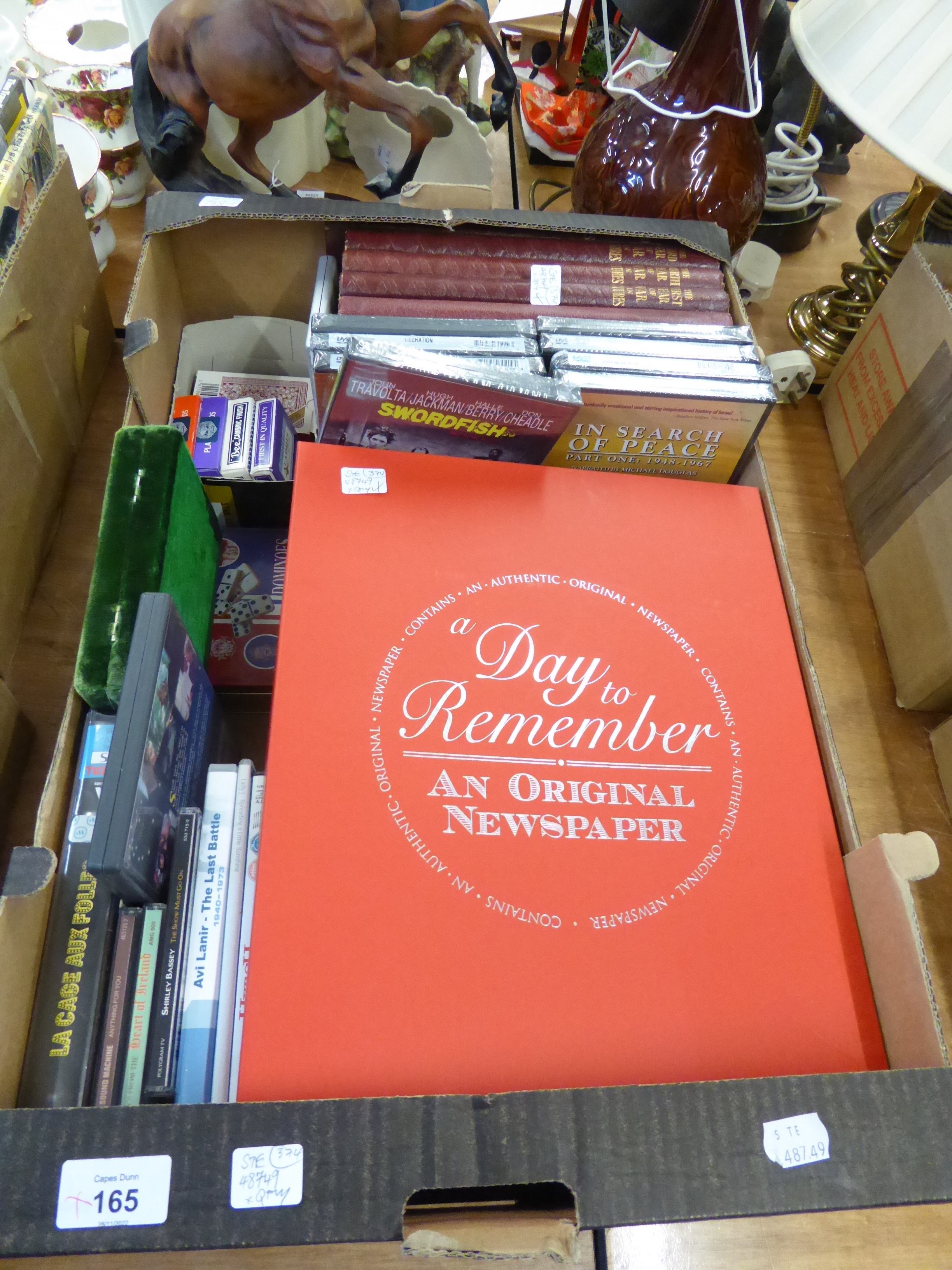 HOUSEHOLD SUNDRIES AND COLLECTABLES TO INCLUDE; BOXED 'DAY TO REMEMBER ORIGINAL NEWSPAPER' -