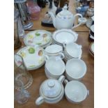 ROYAL STAFFORD FINE EARTHENWARE FRUIT DECORATED PLATES AND BOWLS (7), AND 'THE HOME STORE' WHITE