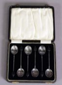 CASED SET OF SIX BEAN TOP COFFEE SPOONS, with black bean pattern tops, 1.2ozt