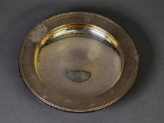 BRITANNIA STANDARD SILVER ARMADA DISH, of typical form with slightly raised centre, 10” (25.4cm)