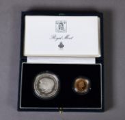 ROYAL MINT CASED TWO COIN ROYAL COMMEMORATIVE PROOF SET, 1981, comprising: GOLD SOVEREIGN and SILVER