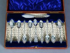 CASED SET OF SIX ART NOUVEAU TEASPOONS, PAIR OF PRESERVE SPOONS, BUTTER KNIFE and PAIR OF SUGAR