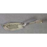 WILLIAM IV PIERCED SILVER FISH SLICE BY WILLIAM KINGDON, with fiddle, shell and thread pattern
