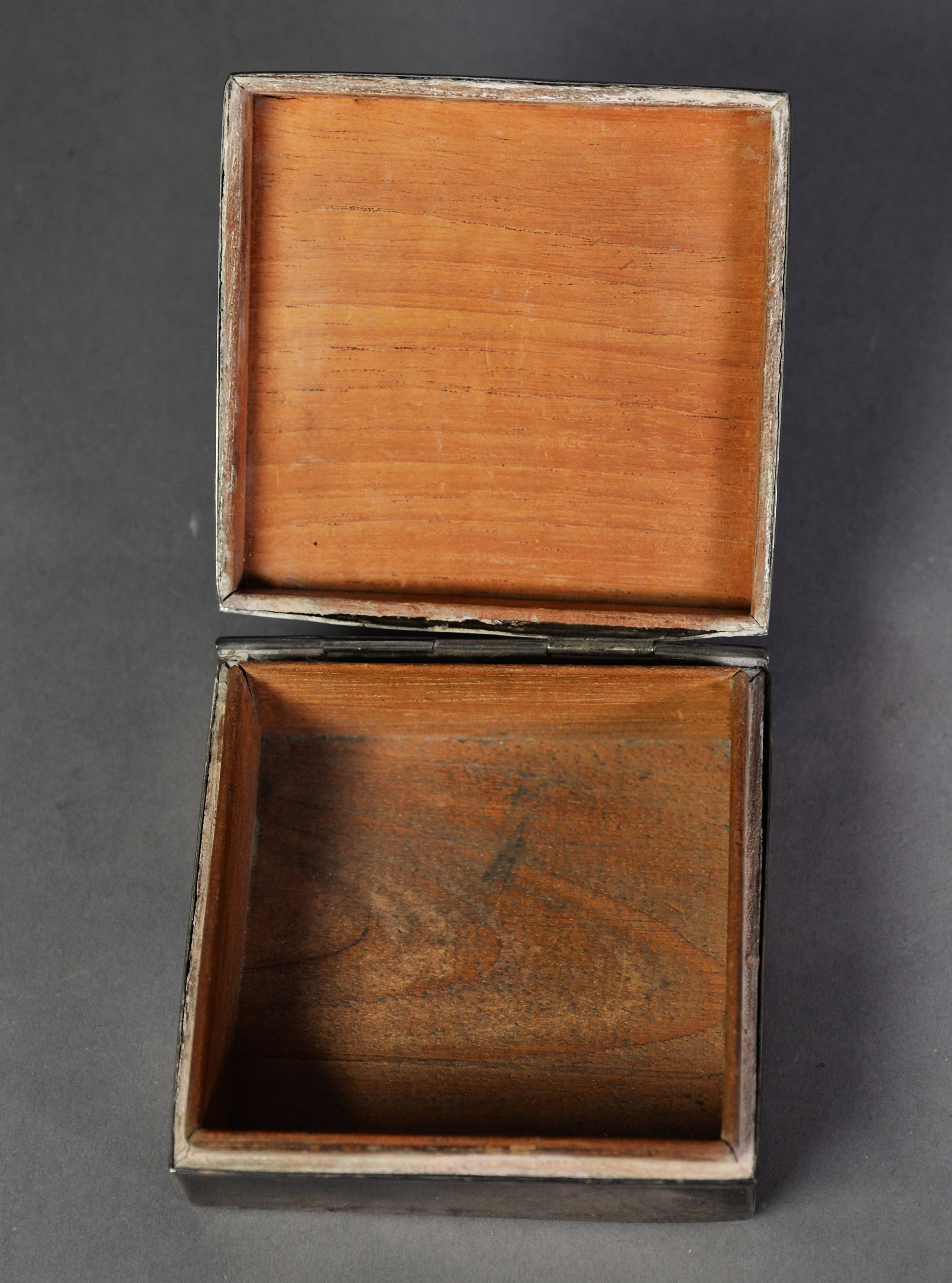 GEORGE V PRESENTATION SILVER CLAD TABLE CIGARETTE BOX, of square form with hardwood lined interior - Image 2 of 2