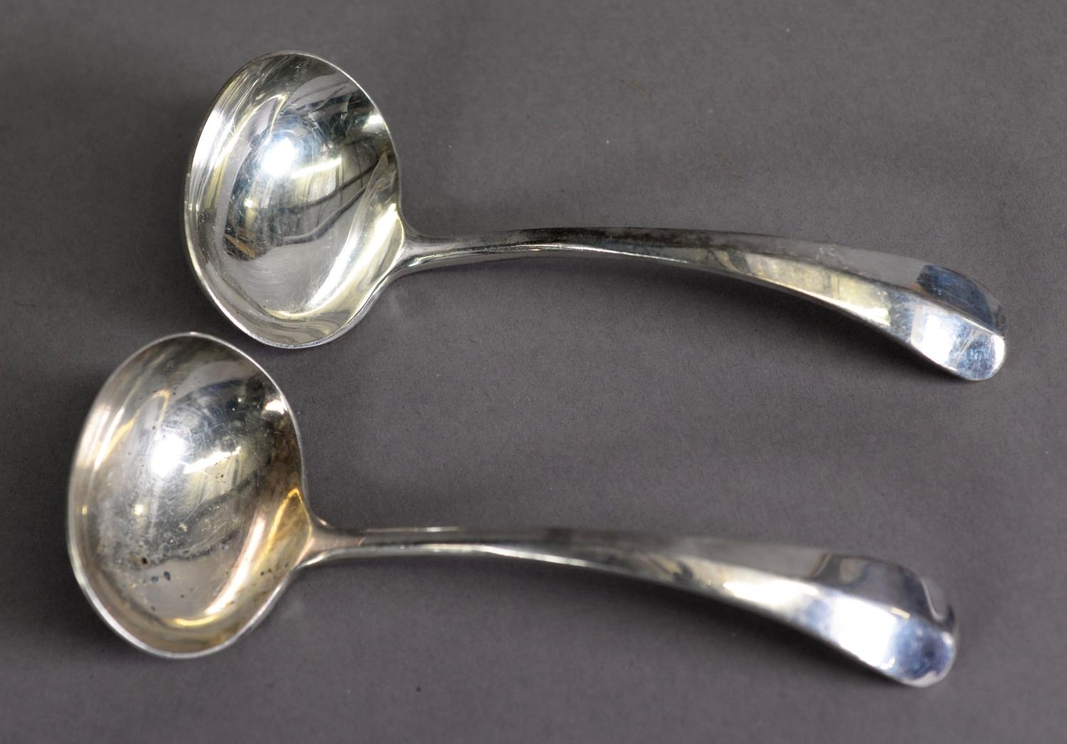 PAIR OF RAT TAIL PATTERN SILVER SAUCE LADLES, 6 ¼” (15.9cm) long, Sheffield 1973, 5.3ozt, (2)