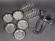 MIXED LOT OF ELECTROPLATE, comprising: PAIR OF ELECTROPLATED SIX DIVISION TOAST RACKS, SET OF TWELVE