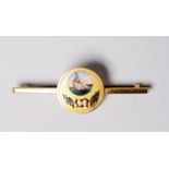 15ct GOLD BAR BROOCH with disc centre enamelled with a large yacht and monogram, 5.5gms