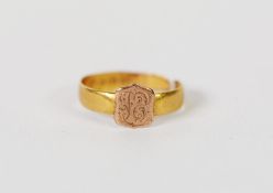 VICTORIAN 22CT GOLD SIGNET RING with monogrammed shield shaped top, Birmingham 1875, 2gms, ring size