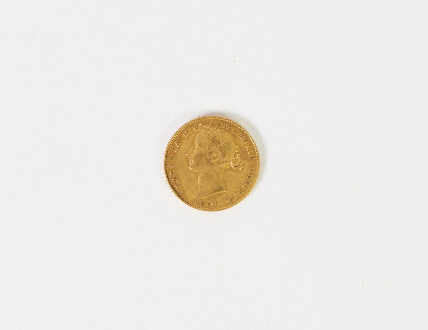 VICTORIAN 1870 GOLD FULL SOVEREIGN, young head, the obverse inscribed 'Australia' - Sydney Mint - Image 2 of 2