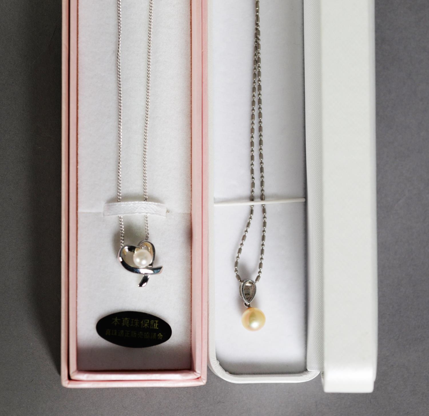 TWO WHITE METAL NECKLACES AND PEARL MOUNTED WHITE METAL PENDANT [3]