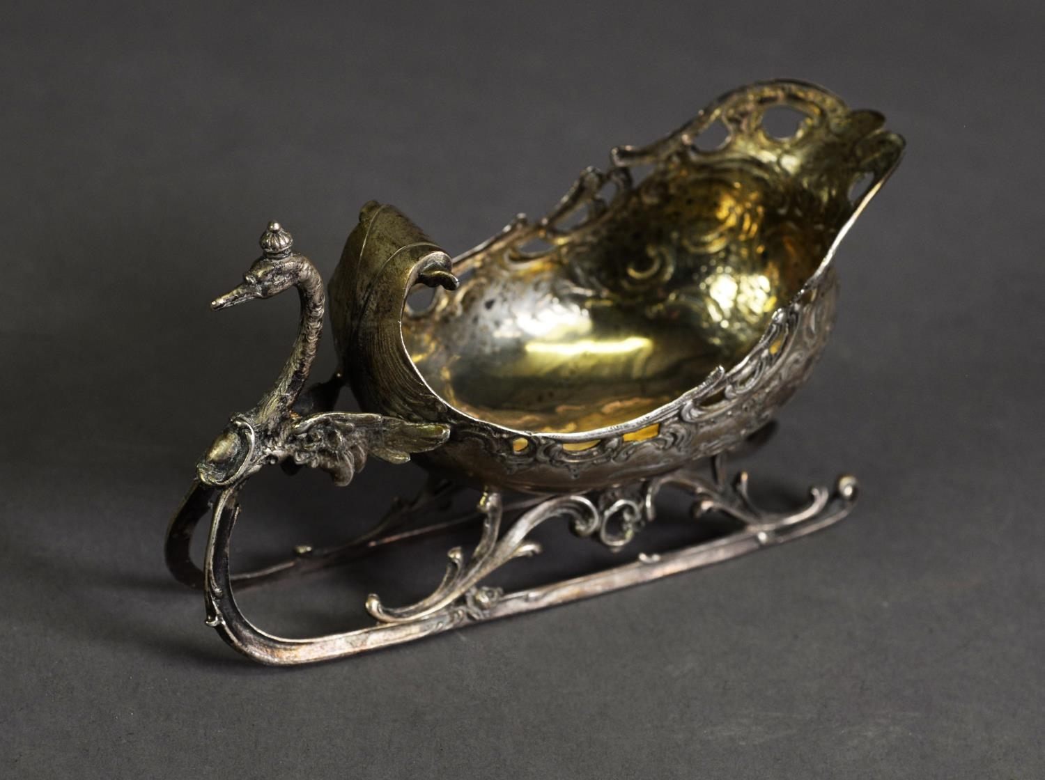 AN 800 GRADE NOVELTY SILVER BON-BON DISH, in the form of a sleigh or sled, lacking reindeer team, - Image 2 of 4