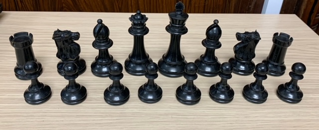A late 19th century boxwood chess set and another - Image 8 of 15