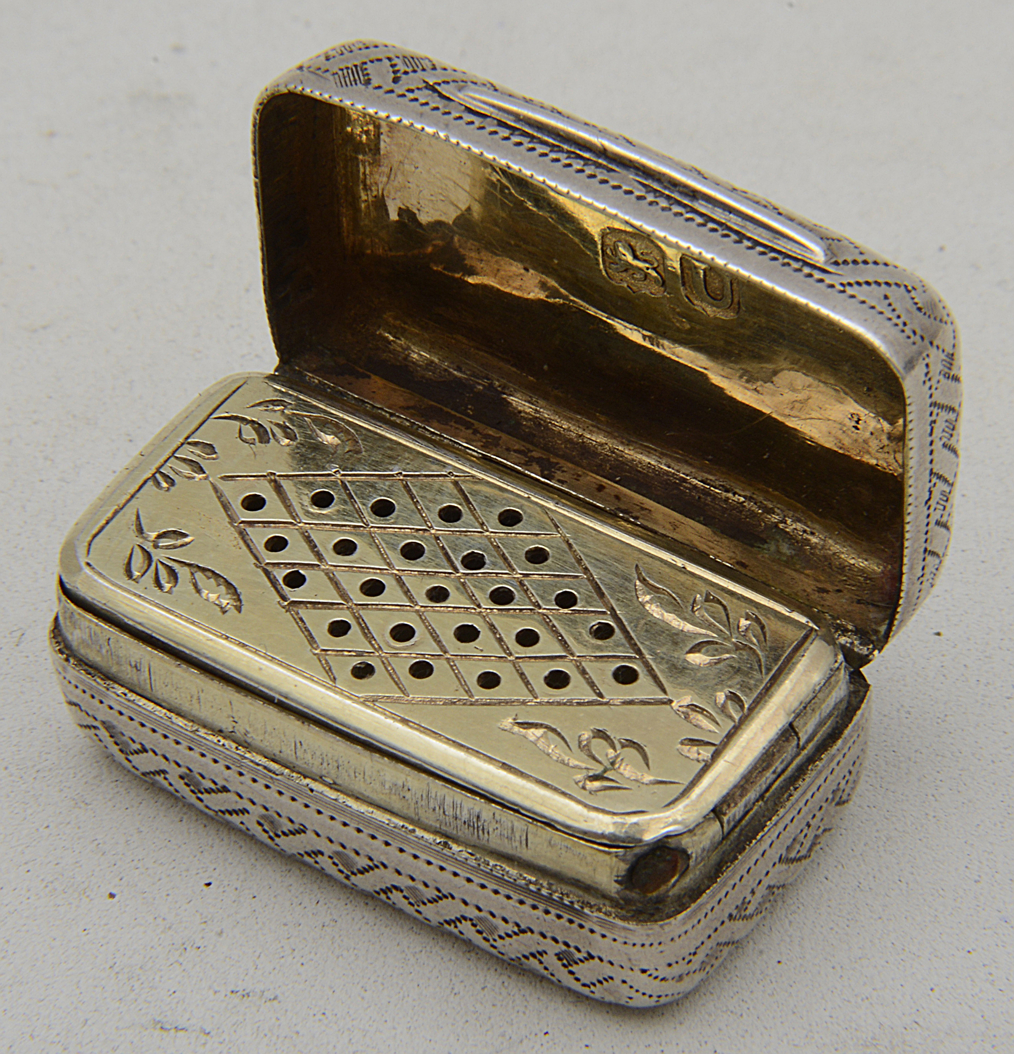 A George III silver vinaigrette probably London 1815 - Image 2 of 2