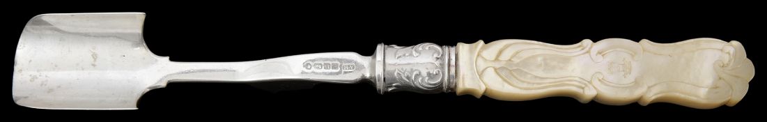 An early Victorian silver stilton scoop