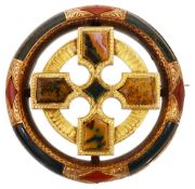 A mid Victorian Scottish hardstone and engraved yellow gold brooch