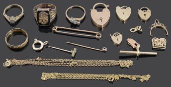 A collection of mixed gold items